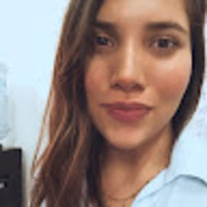 Meet your Posher, Andrea